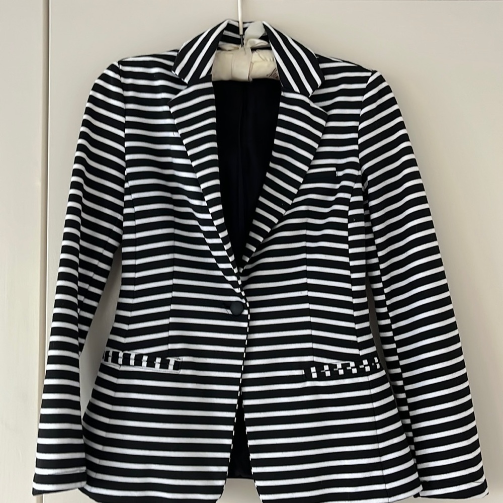 Office Wear! Great Condition! Striped Black & White Work Blazer